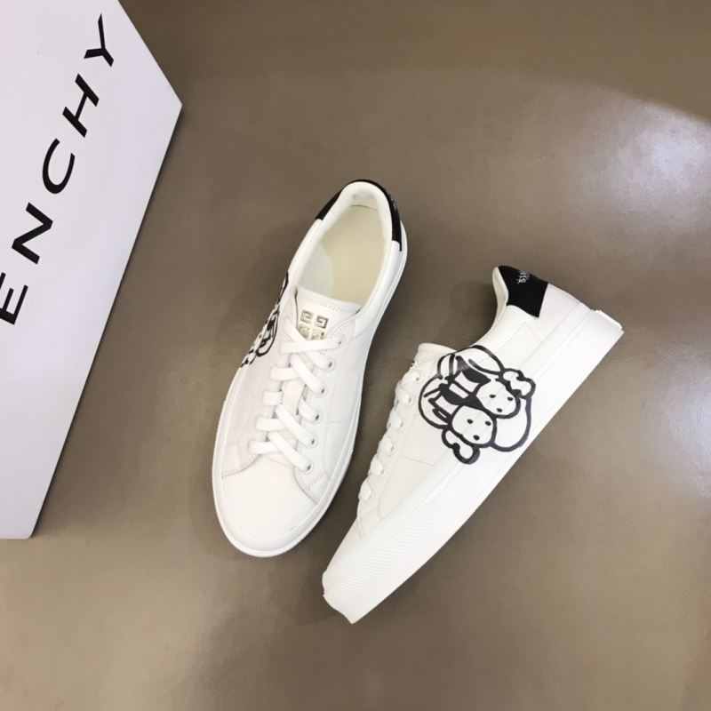 Givenchy Sneakers